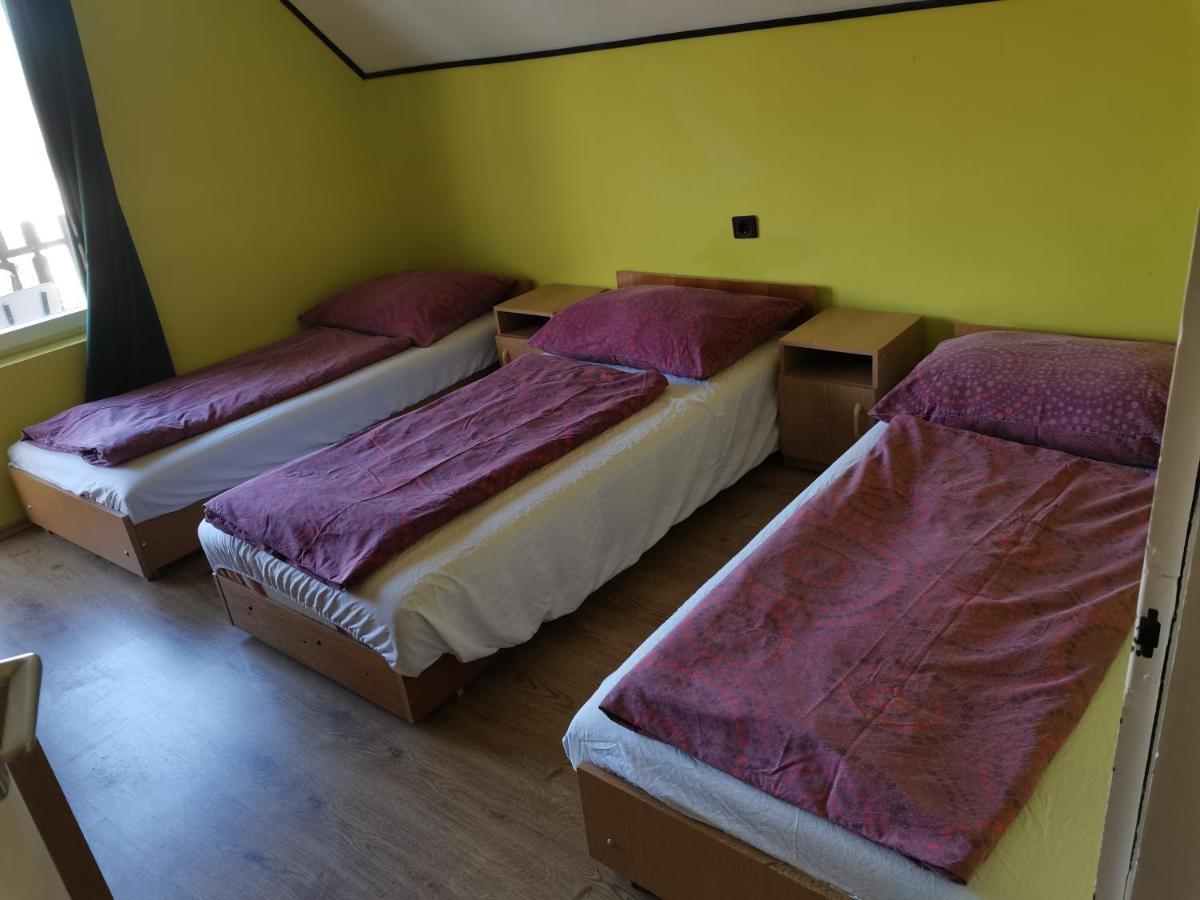 شقة Roland Apartman بالاتوليلّي المظهر الخارجي الصورة