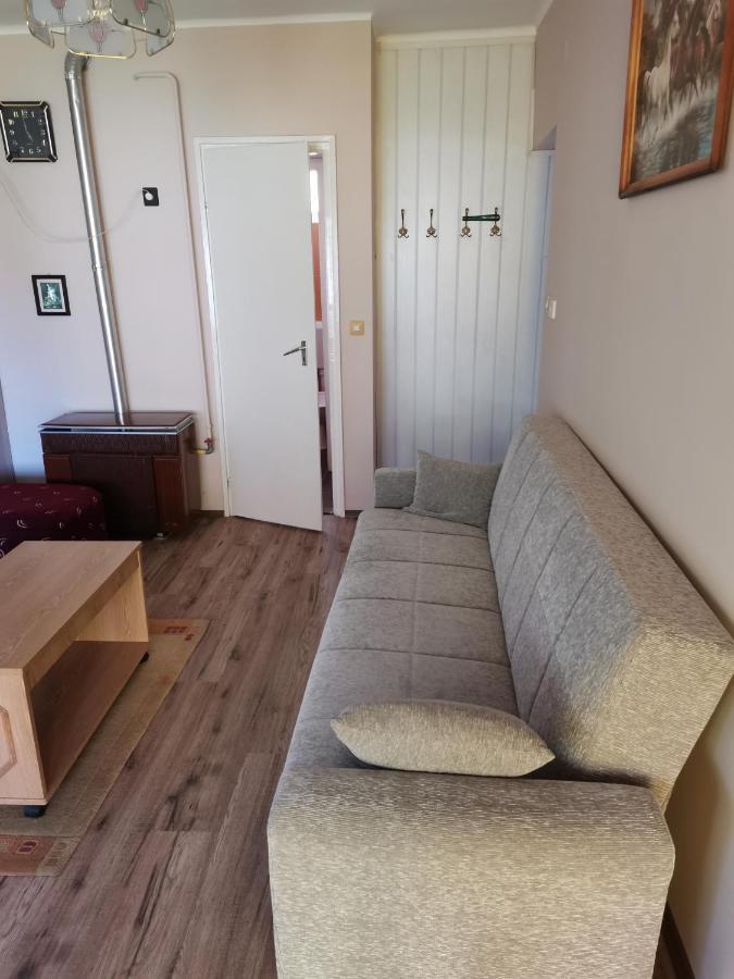 شقة Roland Apartman بالاتوليلّي المظهر الخارجي الصورة